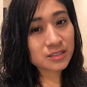 Meet your Posher, Daniela